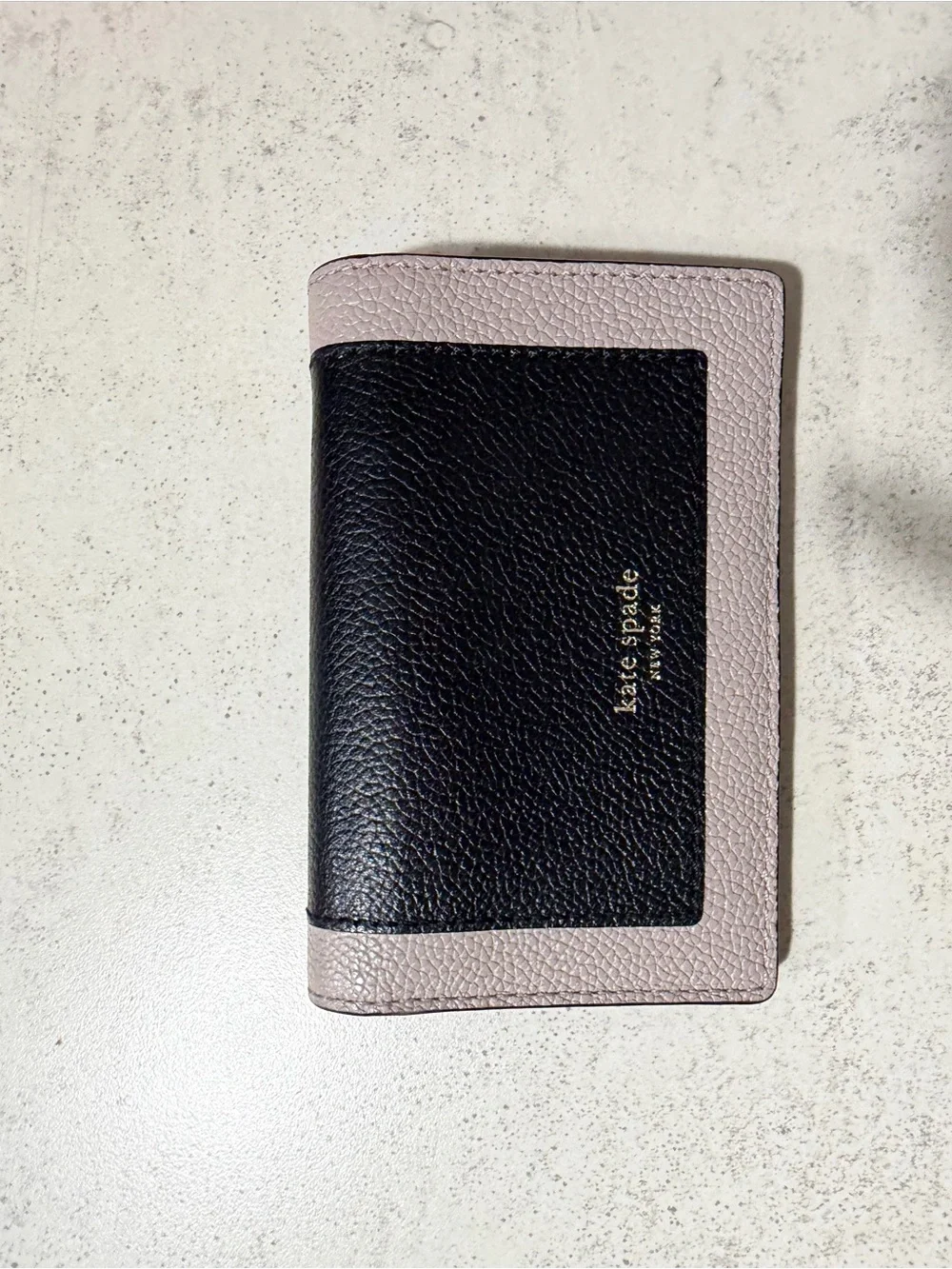 kate spade Black and Tan Pebbled Leather Card Holder